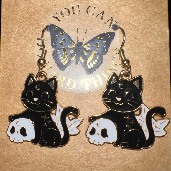 Cute cat 🐈‍⬛ earrings - Picture 3 of 3